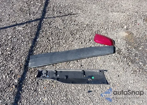 2025 Toyota Rav4 Xle из США, поврежденный, VIN 2T3W1RFV4SW396639